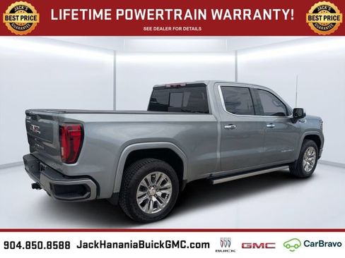 Used 2024 GMC Sierra 1500 Denali w/ Technology Package AWD/4WD image 4