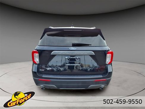 Used 2023 Ford Explorer XLT w/ Equipment Group 202A image 7
