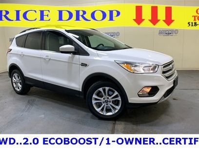 Certified 2018 Ford Escape SE w/ SE Sync 3 Package