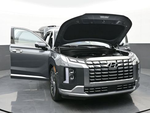 Used 2023 Hyundai Palisade Calligraphy w/ Cargo Package image 54