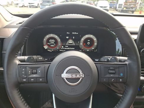 Certified 2023 Nissan Pathfinder Platinum AWD/4WD image 23