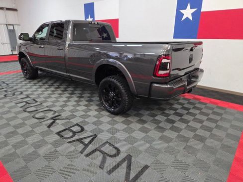 Used 2022 RAM 3500 Laramie image 11