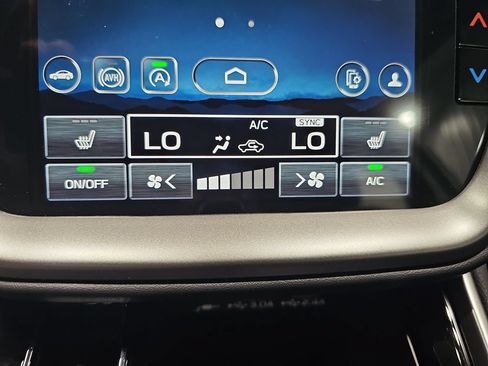 Used 2025 Subaru Legacy Premium AWD/4WD image 20