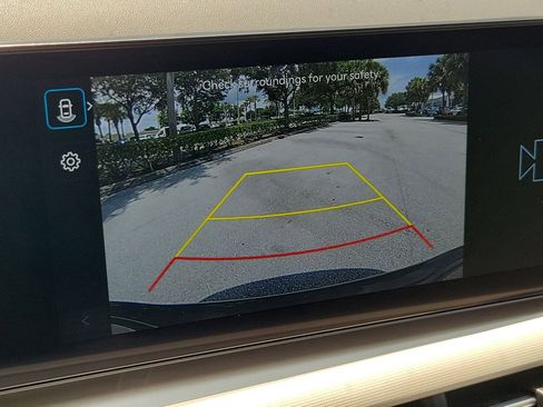 Used 2025 Hyundai Tucson SEL FWD image 25