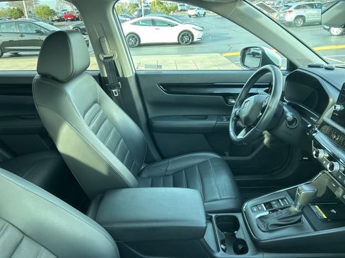 Used 2023 Honda CR-V EX-L image 4