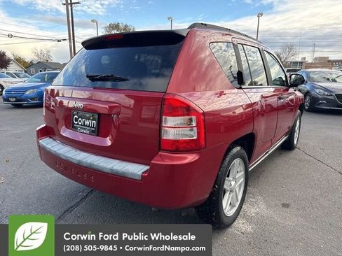 Used 2007 Jeep Compass Sport image 5