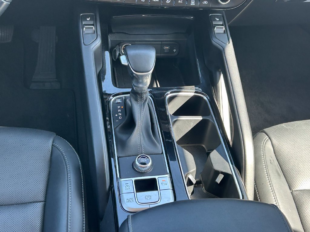 Used 2025 Kia Telluride S FWD image 21