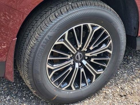 New 2025 Nissan Armada Platinum w/ Convenience Package image 5