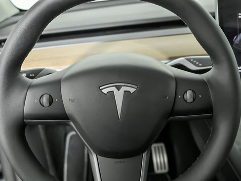 Used 2022 Tesla Model Y Performance AWD/4WD image 21