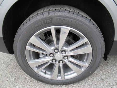 New 2026 Cadillac XT5 Premium Luxury w/ Driver Assist Package FWD image 7