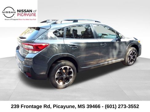 Used 2023 Subaru Crosstrek 2.0i Premium w/ Popular Package #3 image 4