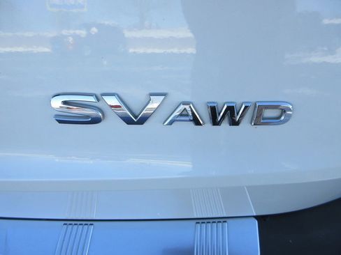 Used 2023 Nissan Rogue SV image 10