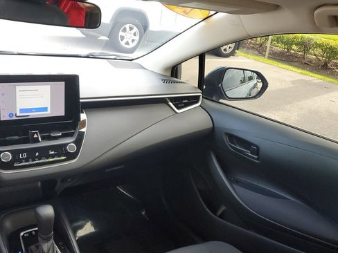 Used 2023 Toyota Corolla LE FWD image 20