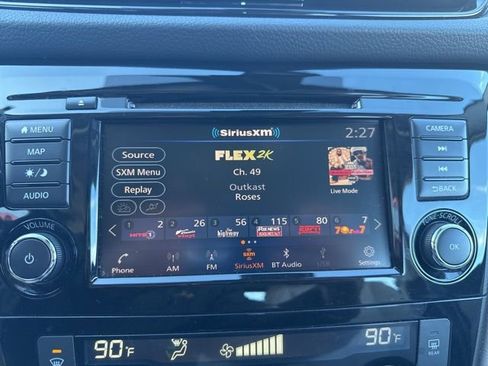 Used 2022 Nissan Rogue Sport SL image 23