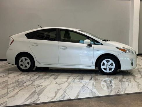 Used 2010 Toyota Prius Two FWD image 5