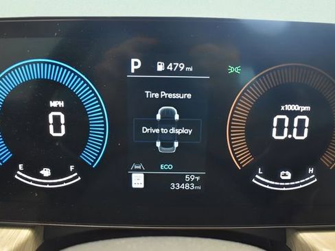 Used 2025 Hyundai Sonata SEL FWD image 25