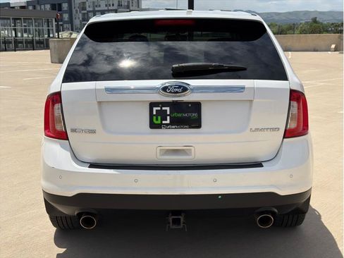Used 2012 Ford Edge Limited w/ Driver Entry Pkg FWD image 7