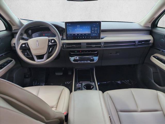 Used 2023 Lincoln Corsair FWD image 17