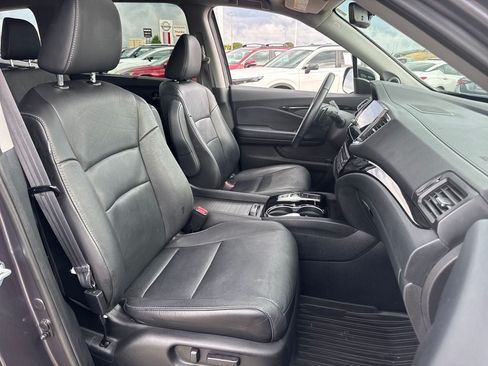 Used 2022 Honda Pilot Touring image 12