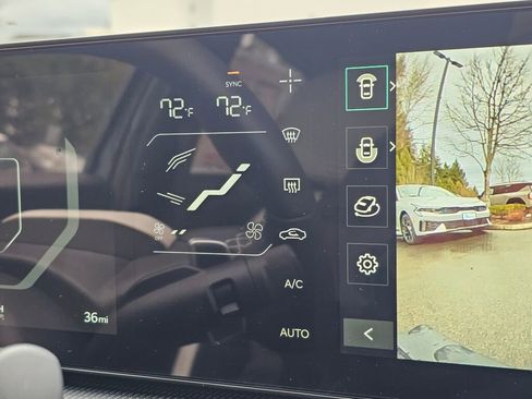 New 2025 Kia K4 GT-Line Turbo image 17