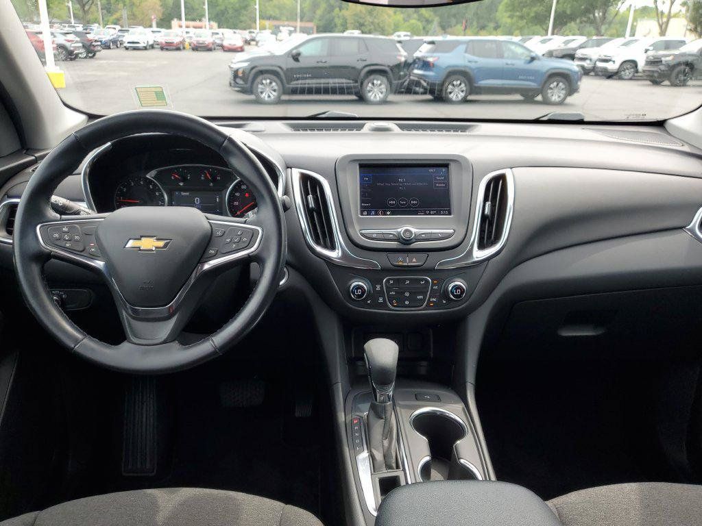 Used 2024 Chevrolet Equinox LT FWD image 24