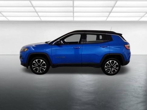 Used 2023 Jeep Compass Limited AWD/4WD image 5