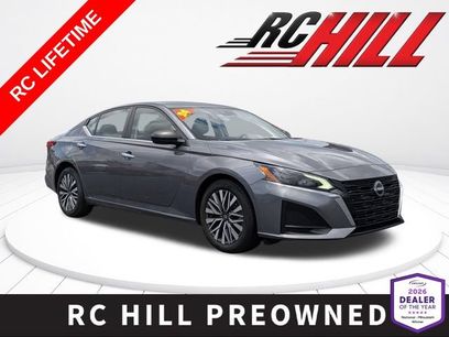 Used 2024 Nissan Altima 2.5 SV