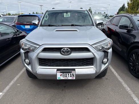 Certified 2019 Toyota 4Runner TRD Off-Road Premium AWD/4WD image 1