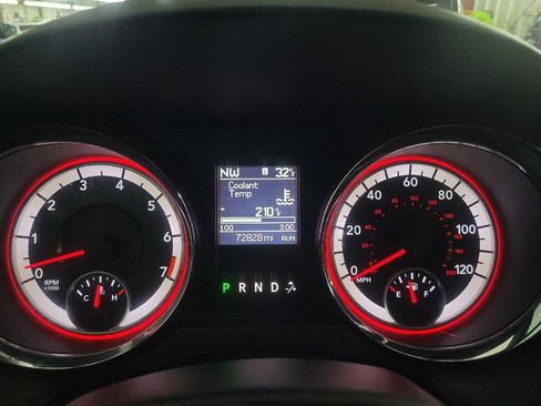 Used 2013 Dodge Grand Caravan R/T w/ Safety Sphere Group image 23