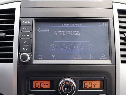 Used 2020 Nissan Frontier SV w/ Midnight Edition Floor Mats AWD/4WD image 11