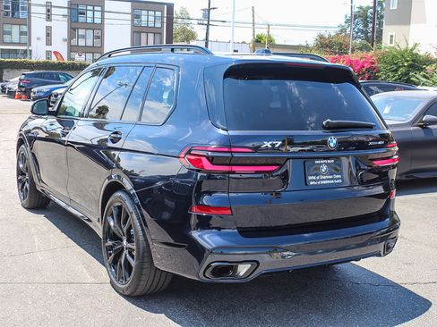Used 2026 BMW X7 xDrive40i w/ M Sport Package AWD/4WD image 6