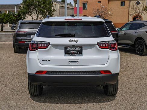 New 2026 Jeep Compass Latitude image 5
