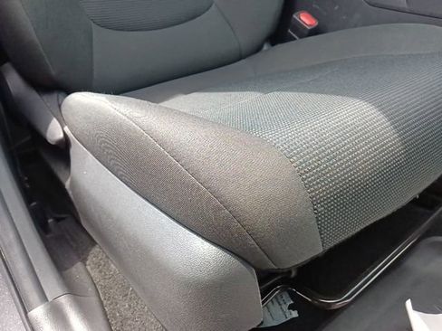 Used 2024 Toyota RAV4 LE FWD image 31
