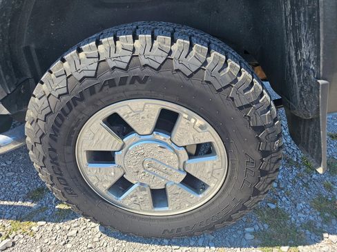 Used 2008 HUMMER H3 Alpha image 10