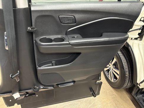 Used 2018 Honda Pilot EX-L image 30