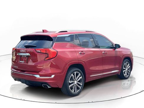 Used 2019 GMC Terrain Denali w/ Advanced Safety Package FWD image 6