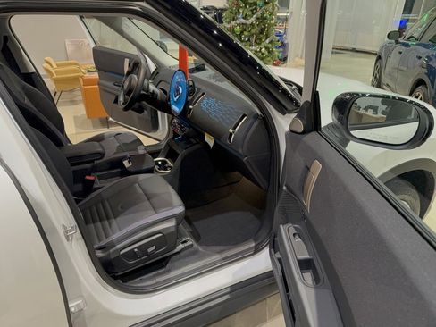 Certified 2025 MINI Cooper Countryman S image 17