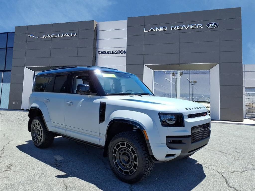 New 2026 Land Rover Defender 110 OCTA AWD/4WD image 7