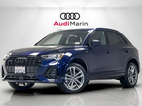 Certified 2023 Audi Q3 2.0T Premium image 1