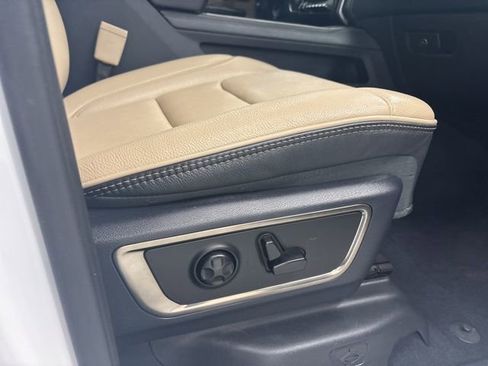 Used 2019 RAM 1500 Limited image 27