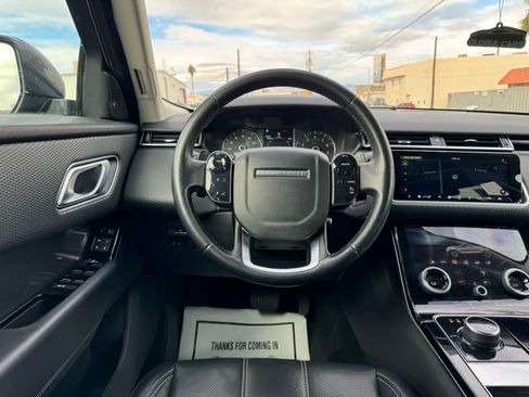 Used 2020 Land Rover Range Rover Velar S image 22