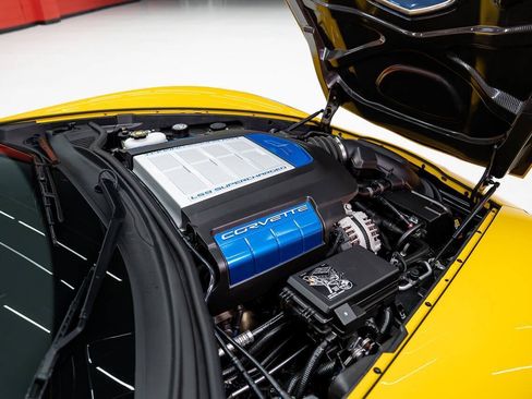 Used 2010 Chevrolet Corvette ZR1 w/ Preferred Equipment Group RWD image 15