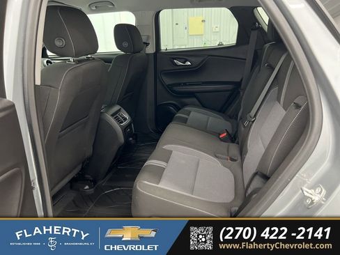 Used 2024 Chevrolet Blazer LT w/ Convenience Package image 11