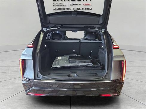 Used 2024 Cadillac Lyriq Tech w/ Driver Assist Package image 27