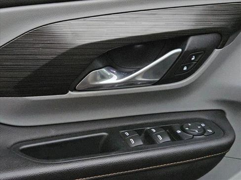 Used 2019 GMC Terrain SLT image 8