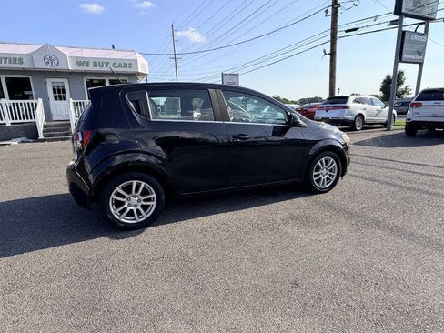 Used 2016 Chevrolet Sonic LT w/ Fun and Sun Package FWD image 39