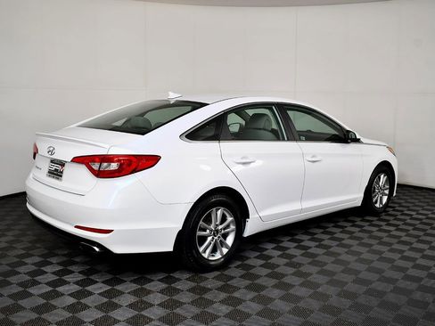Used 2015 Hyundai Sonata SE image 8