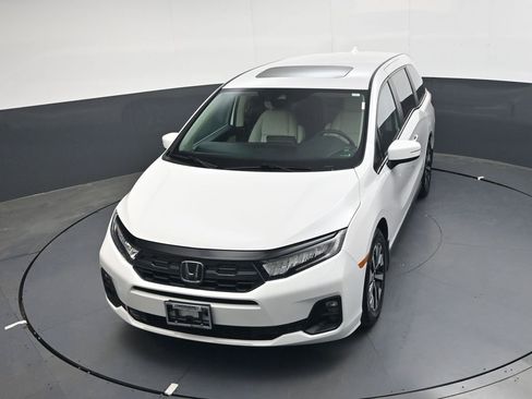 Certified 2026 Honda Odyssey EX-L image 20