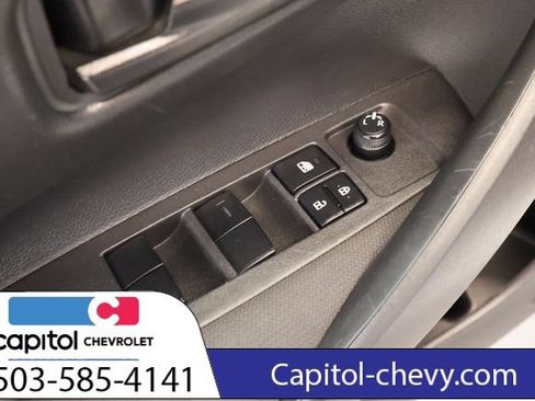 Used 2024 Toyota Corolla LE FWD image 11