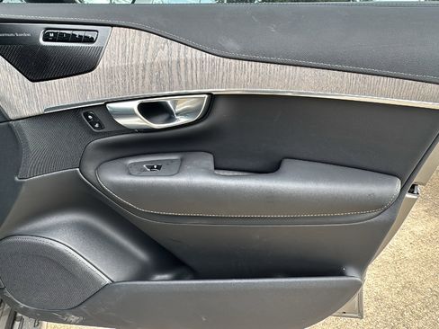 Used 2022 Volvo XC90 T8 Inscription image 28